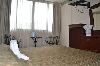 Hotel Costa Brava Guadalajara Eksteriør billede