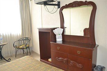 Hotel Costa Brava Guadalajara Eksteriør billede
